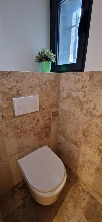 Bel & Ancien Appartement T3 Renove Dans Sartene Exteriör bild